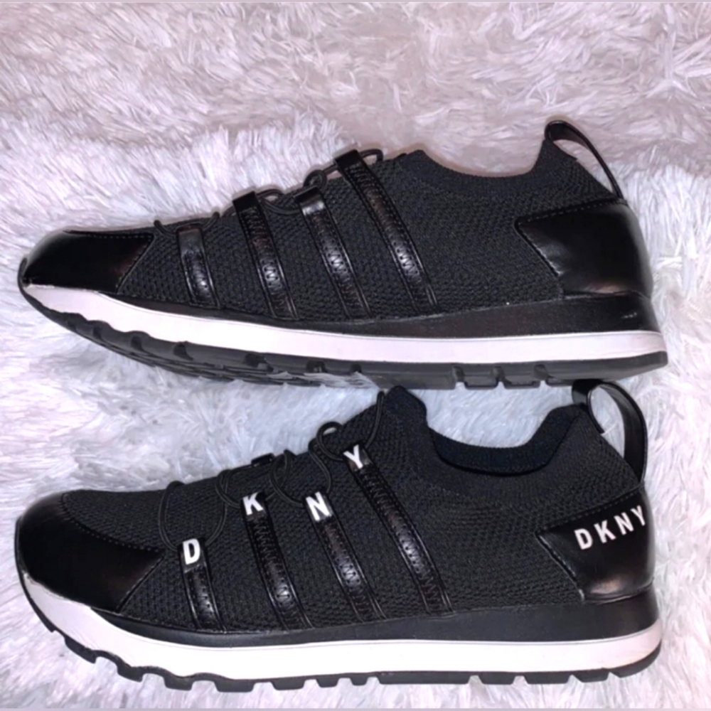 DKNY Fashion Sneakers Black&White Pull on- No Lace Tie  Shoe - Picture 5 of 9